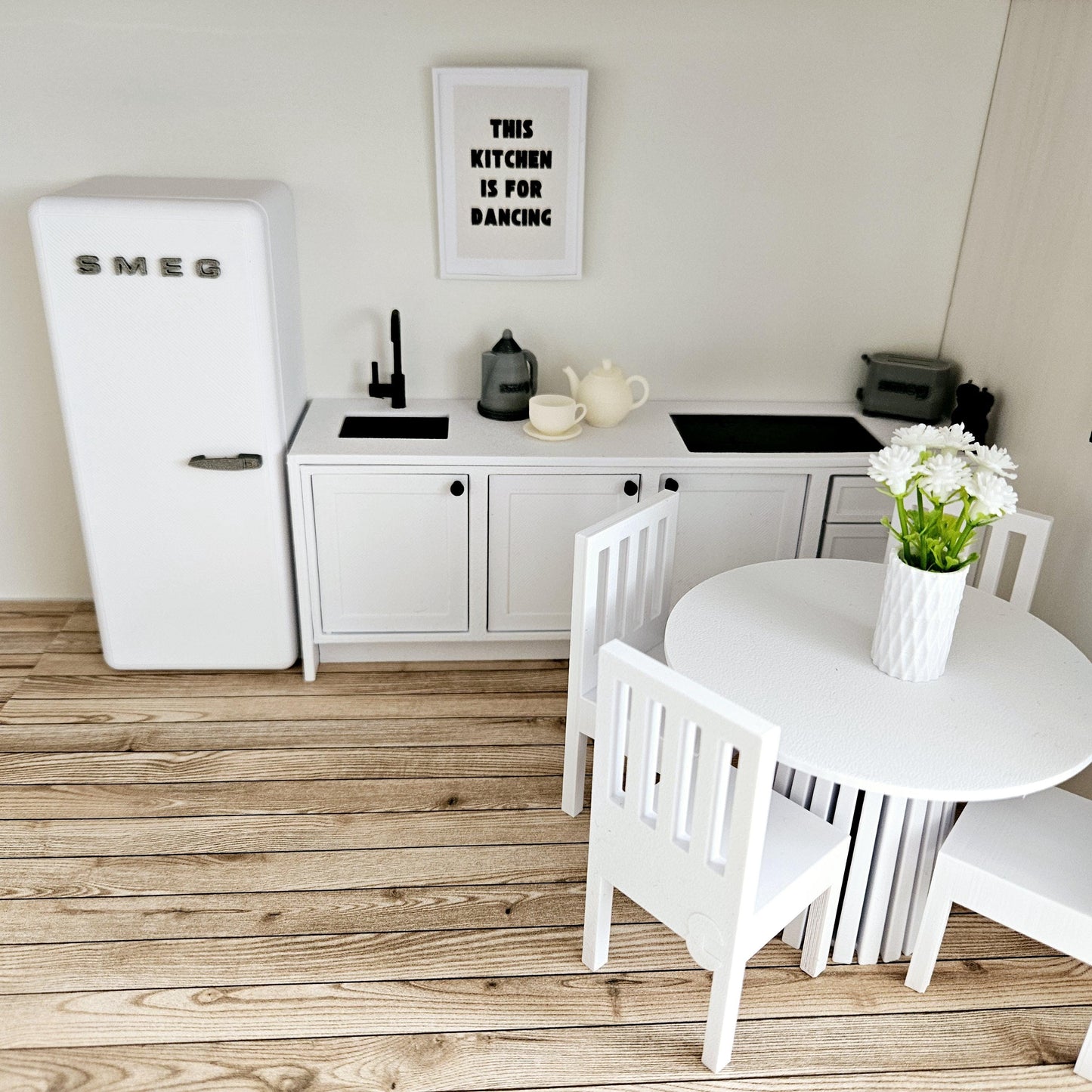 Dolls House Whole House, 4x Rooms, Bedroom, Bathroom, Lounge & Kitchen, plus accessories, 12th Scale, miniature complete furniture packs