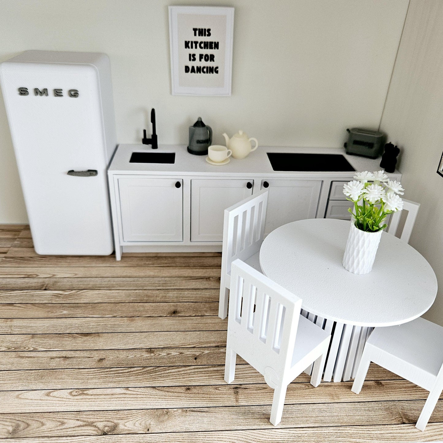 Dolls House Whole House, 4x Rooms, Bedroom, Bathroom, Lounge & Kitchen, plus accessories, 12th Scale, miniature complete furniture packs