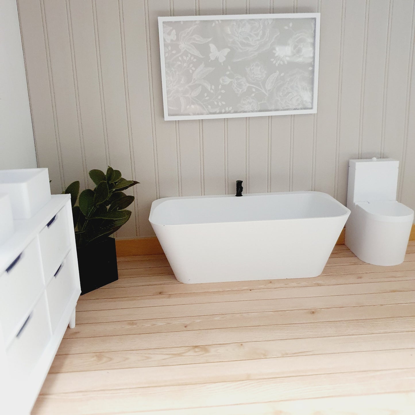 Dolls House White Modern Full Bathroom Set, Bath, Vanity with double sinks, Toilet, Mirror & Soap Pump, 1:12th scale, miniature set