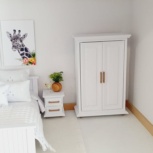Miniature Dolls House Bedroom Wardrobe, Dollhouse Furniture, Bedroom Decor, Dolls House Miniatures, Dollhouse Accessories, 12th Scale (BRW)