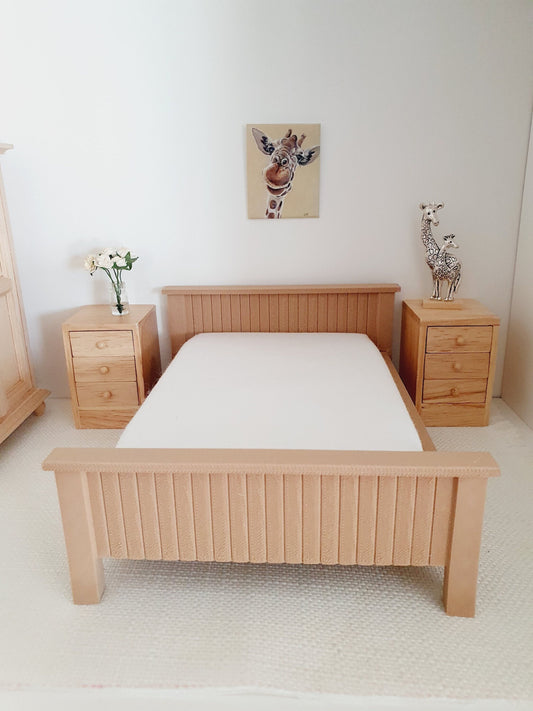 Dolls House Wooden Effect Double Bed 1:12th Scale, Miniature Bed with White Mattress