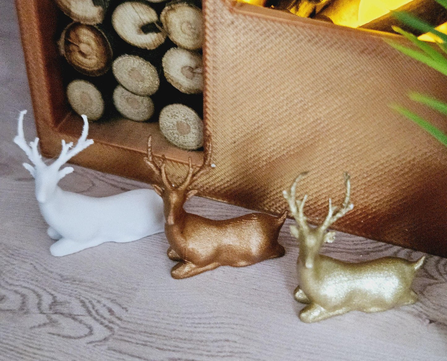 Dolls House 1x Christmas Reindeer/Stag, Christmas Ornaments, 1:12th Scale, Miniature Ornaments