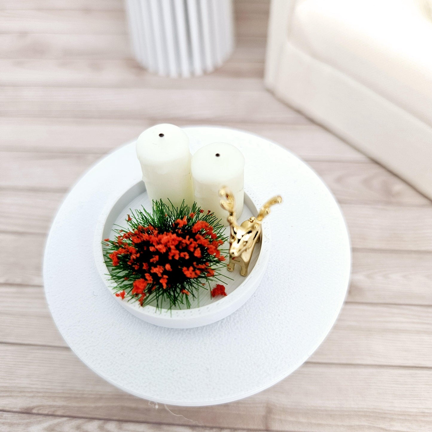Dolls House Christmas Coloured tray ornament with 2x candles, white or red plant & a gold reindeer, 12th scale, miniature ornament