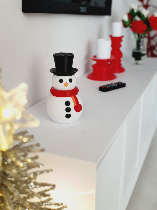 Dolls House Cute Little Christmas Snowman Ornament, Christmas Ornaments, 1:12th Scale, Miniature Ornaments