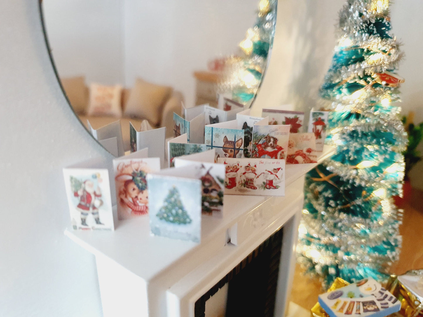 Dolls House 12x Cute Christmas Cards, 1:12th Scale, Miniature Cards