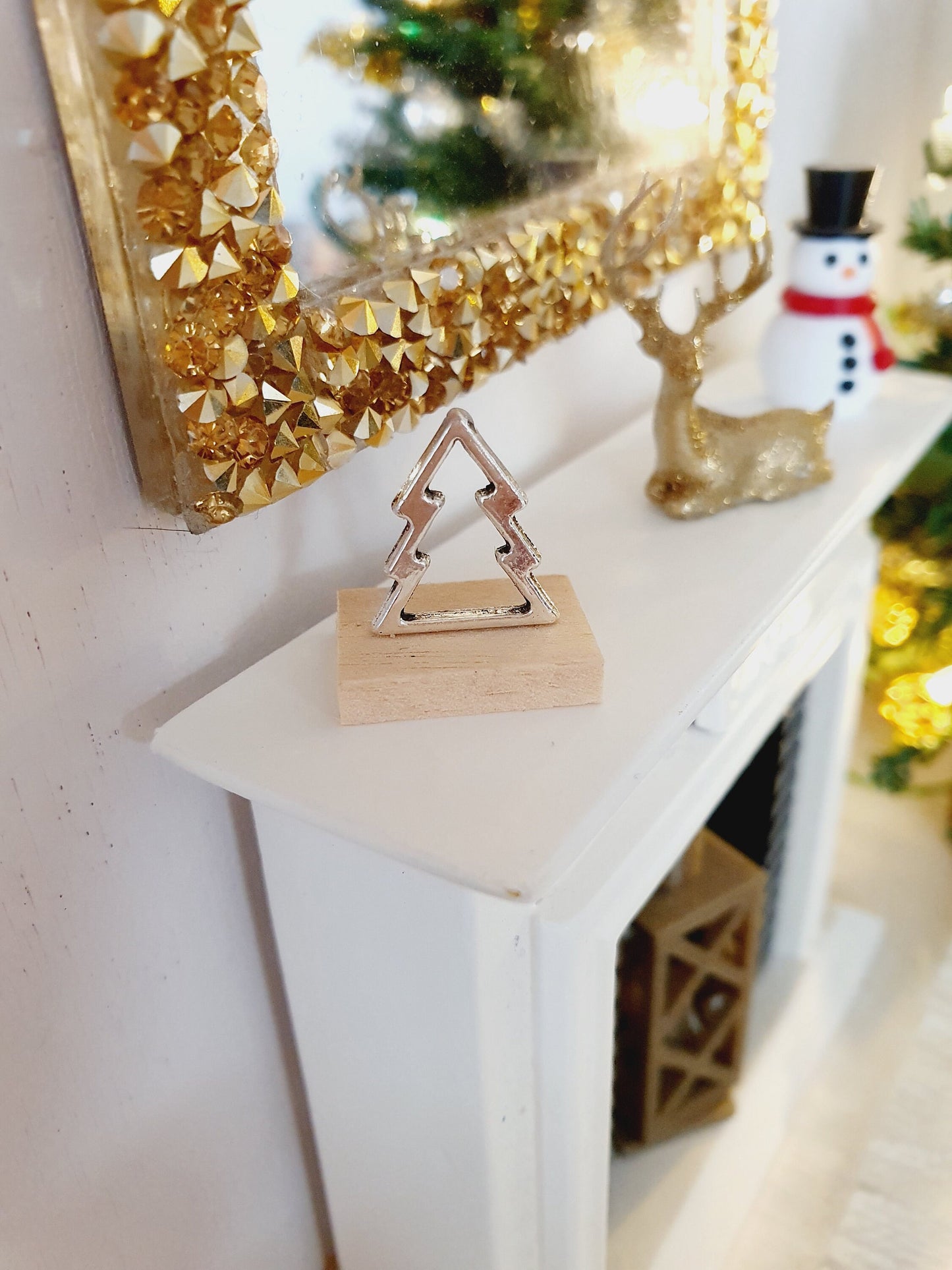 Dolls House Christmas Ornaments, 1:12th scale, Christmas miniature ornaments