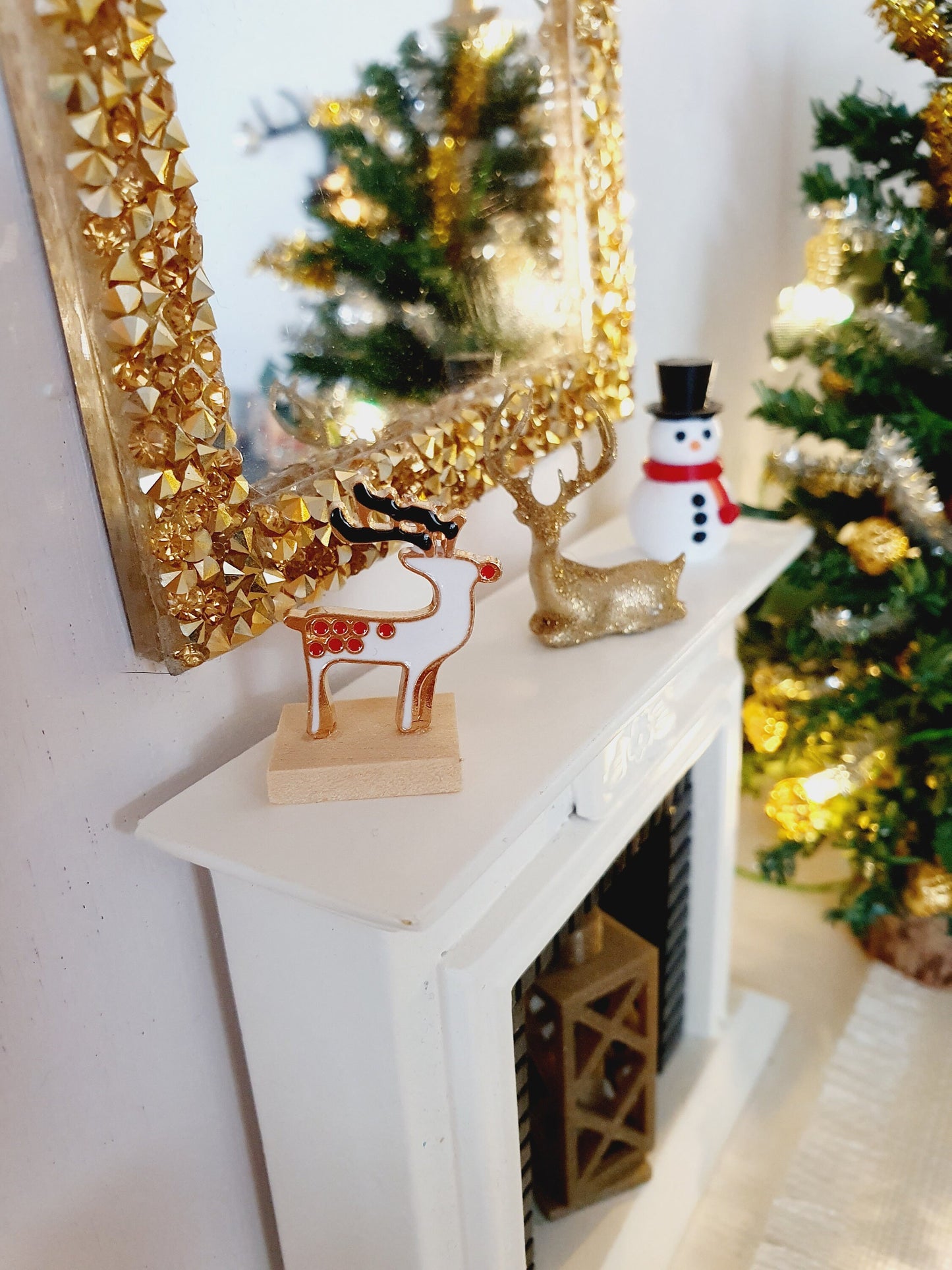 Dolls House Christmas Ornaments, 1:12th scale, Christmas miniature ornaments
