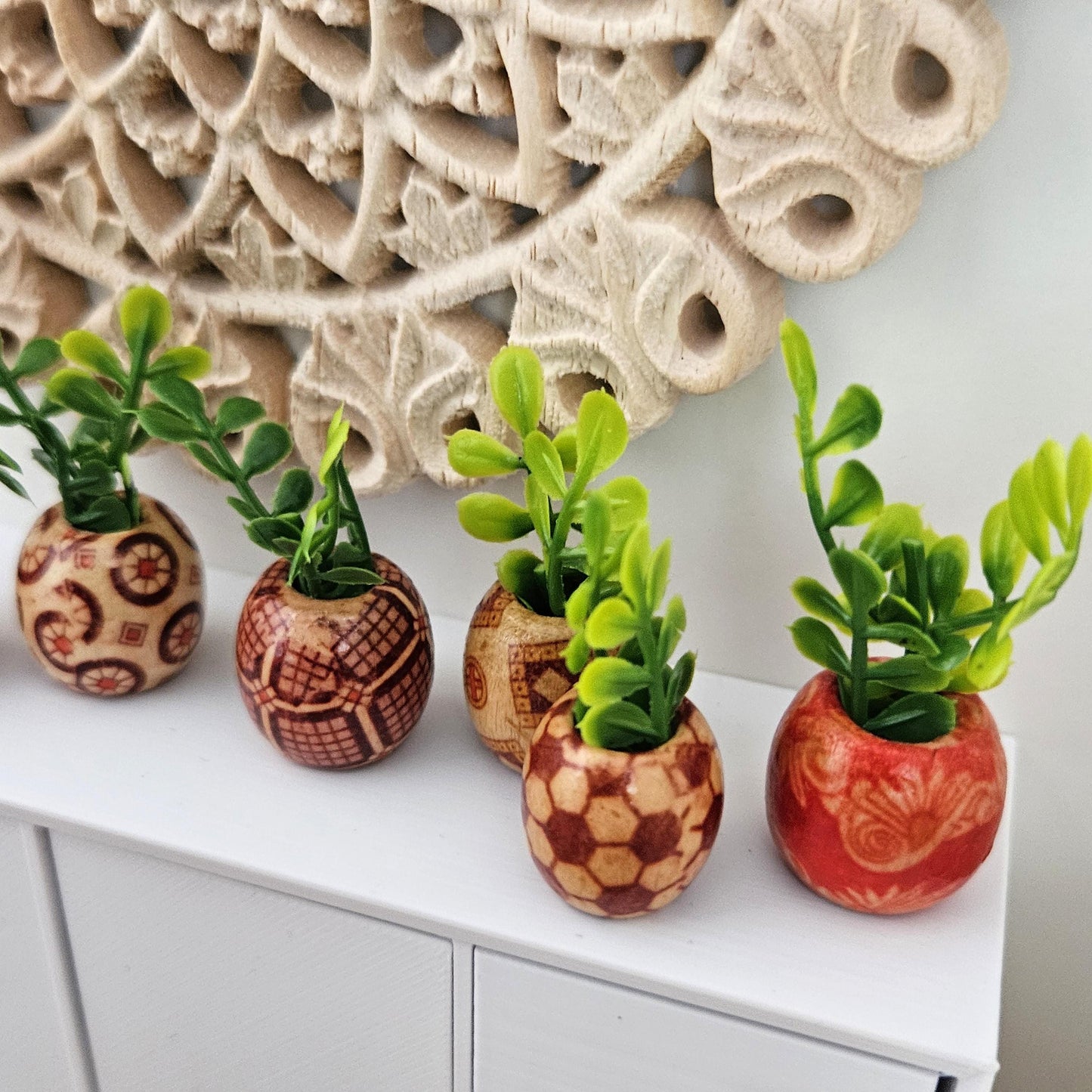 Dolls House Lovely Set of 6 Random Wooden Plant Pots with Plants  1:12th Scale, Miniature Pot
