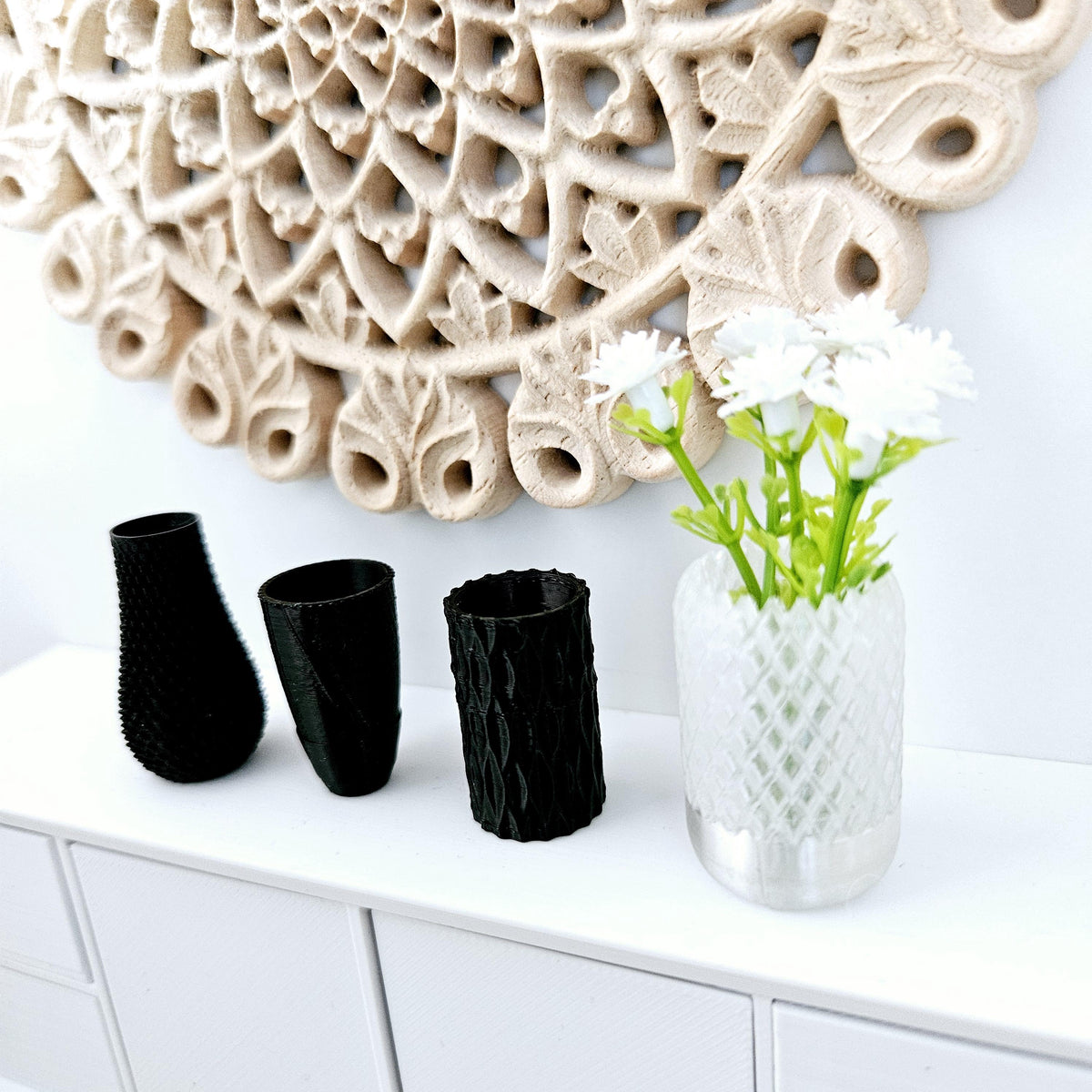 Dolls House Coloured Vases, Set of 4, Miniature vases, 12th Scale