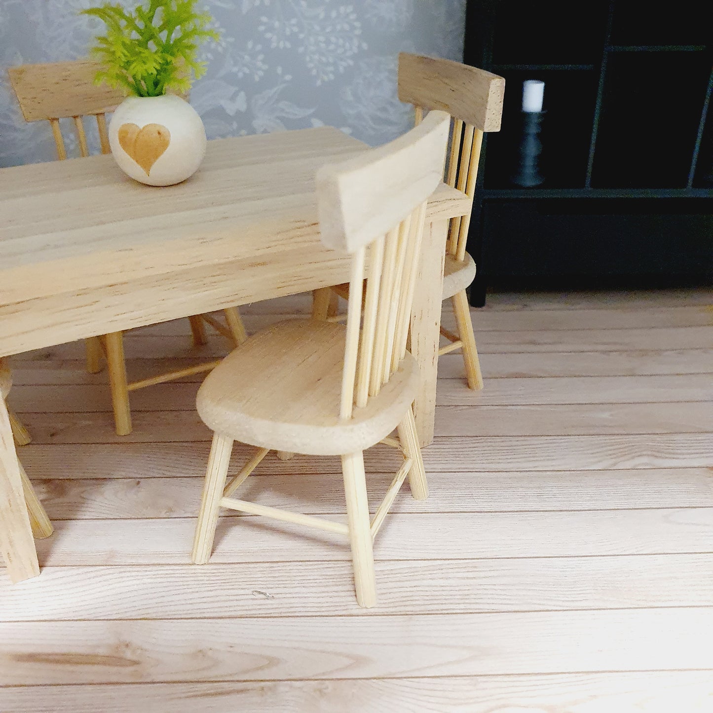 Dolls House Wooden 1x Chair, Miniature Furniture, Dollhouse Accessories, Rustic Farmhouse Style (K-W-CH)