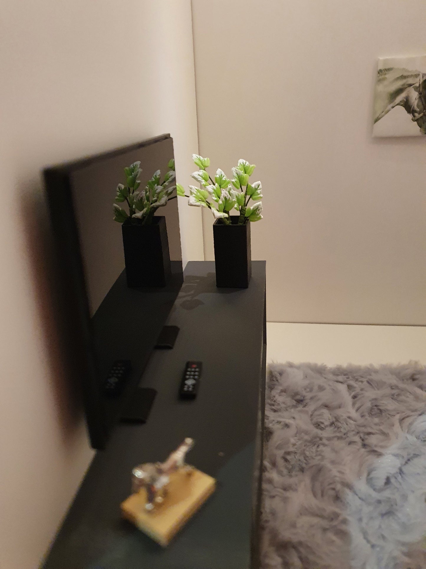 Modern Flatscreen Television on a Modern Stand with remote control, dolls house, Miniature TV (TVST)