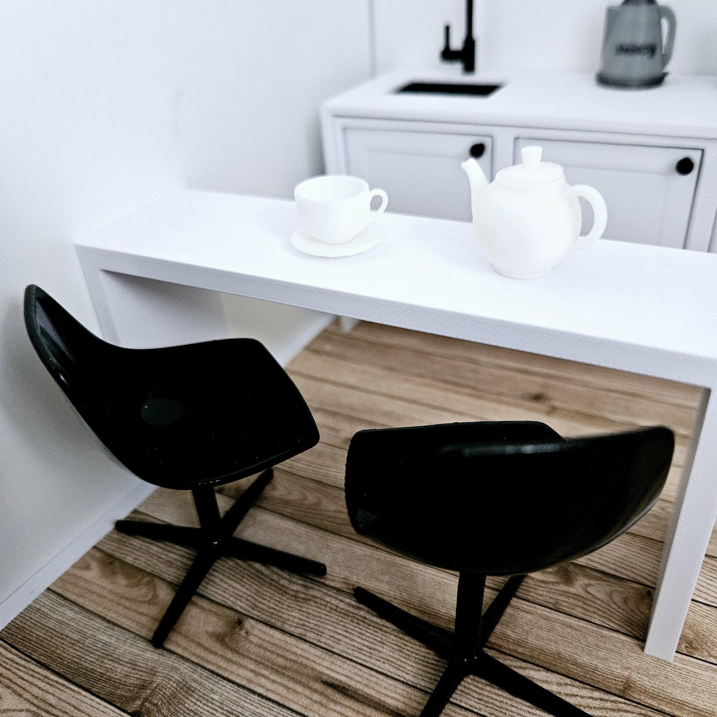 Dolls House Coloured Bar Stool, 1:12th Scale, Miniature Bar Stool, Choice of Colours