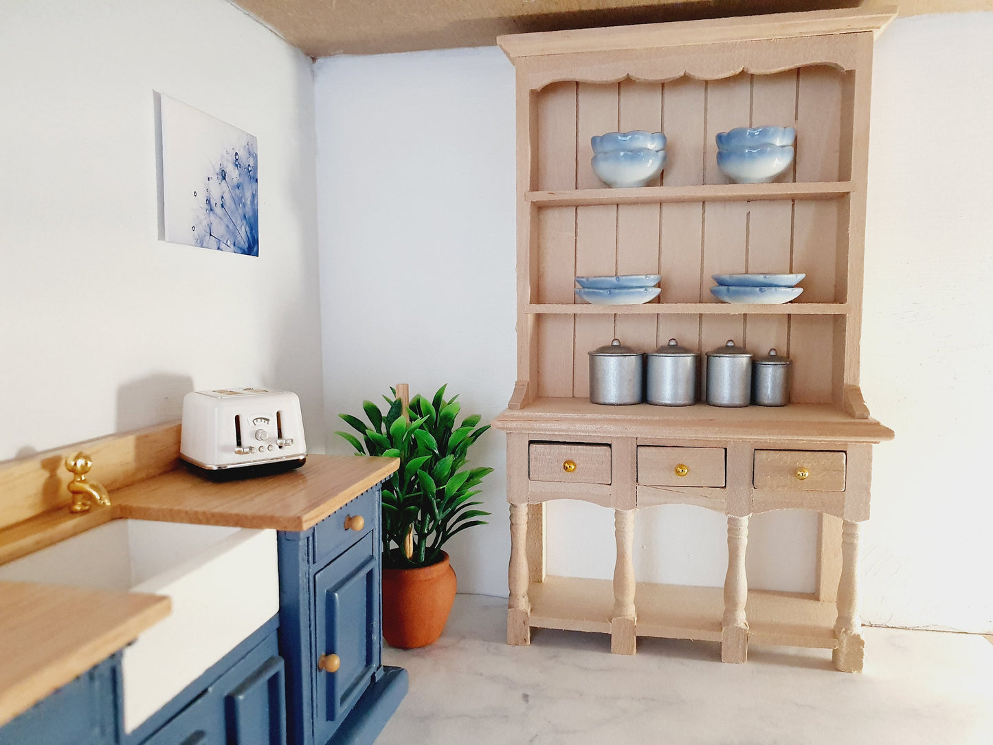 Dolls House Modern Wooden Dresser with 3 opening drawers  1:12th Scale, Miniature (DR1)