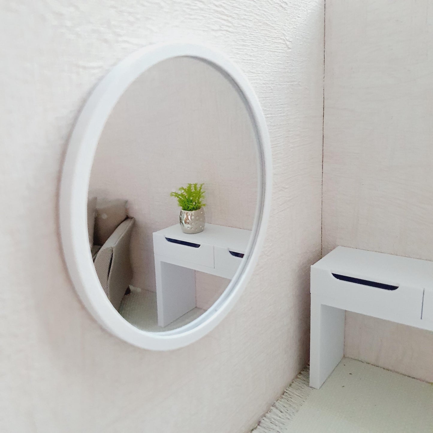 Dolls House Modern 9.3cm Coloured Framed Large Round Mirror, Miniature Mirror, 12th Scale Mirror