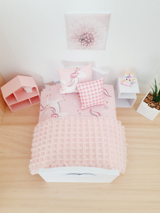 Dolls House Junior Bedding Set – Pink Unicorns, 1:12 Scale