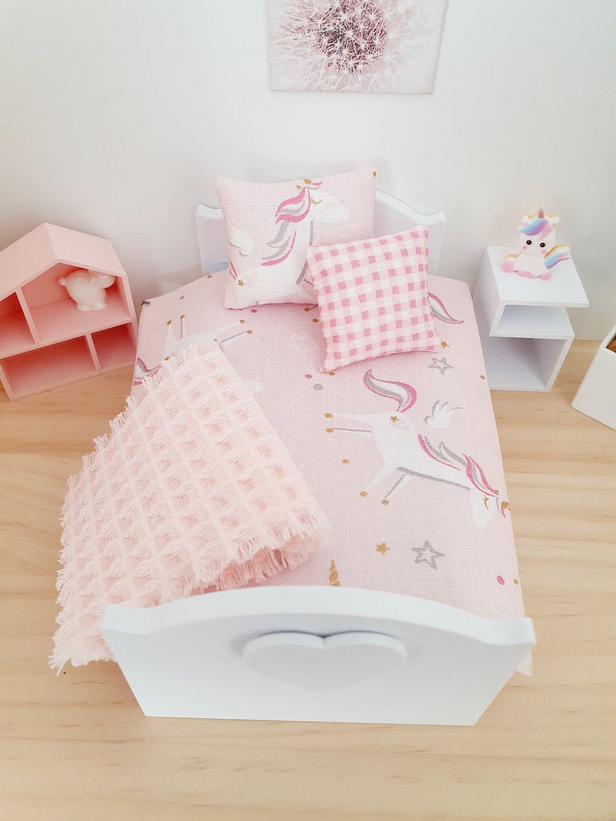 Dolls House Junior Bedding Set – Pink Unicorns, 1:12 Scale