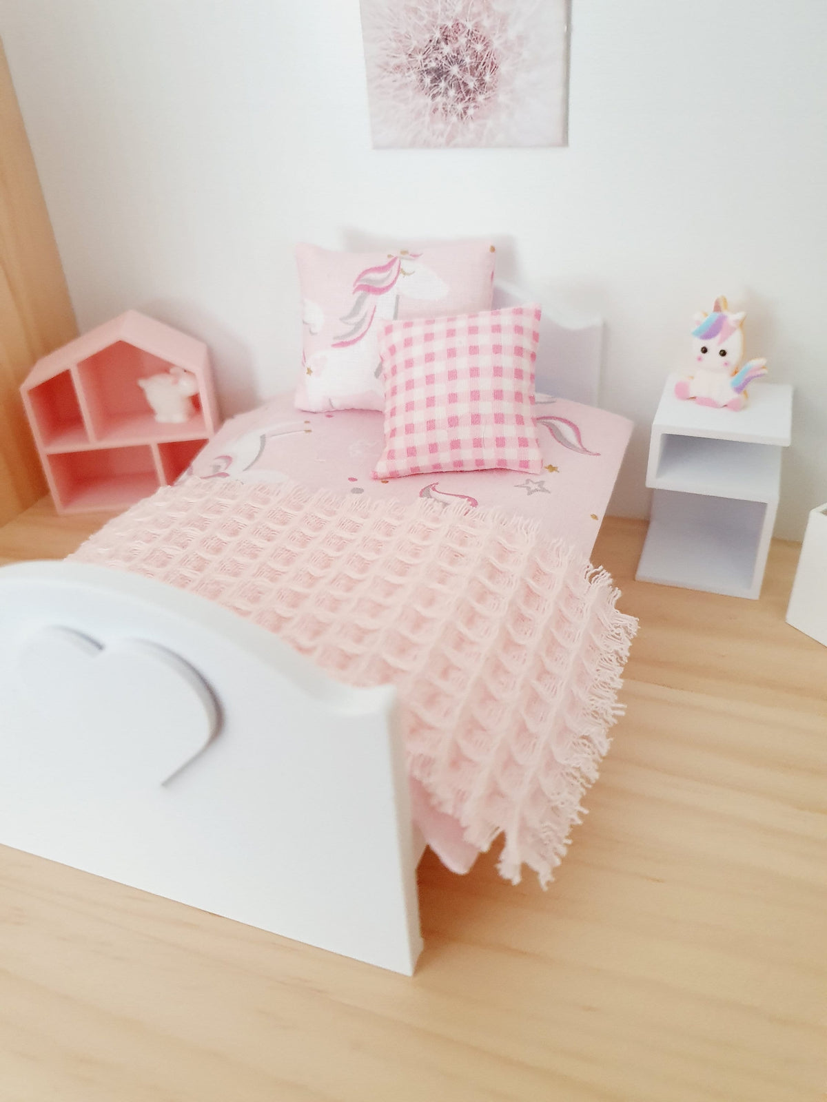 Dolls House Junior Bedding Set – Pink Unicorns, 1:12 Scale