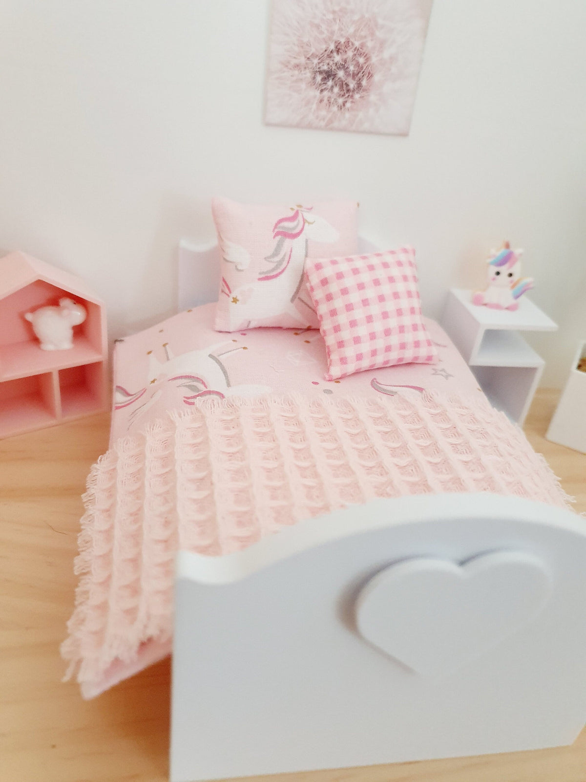 Dolls House Junior Bedding Set – Pink Unicorns, 1:12 Scale