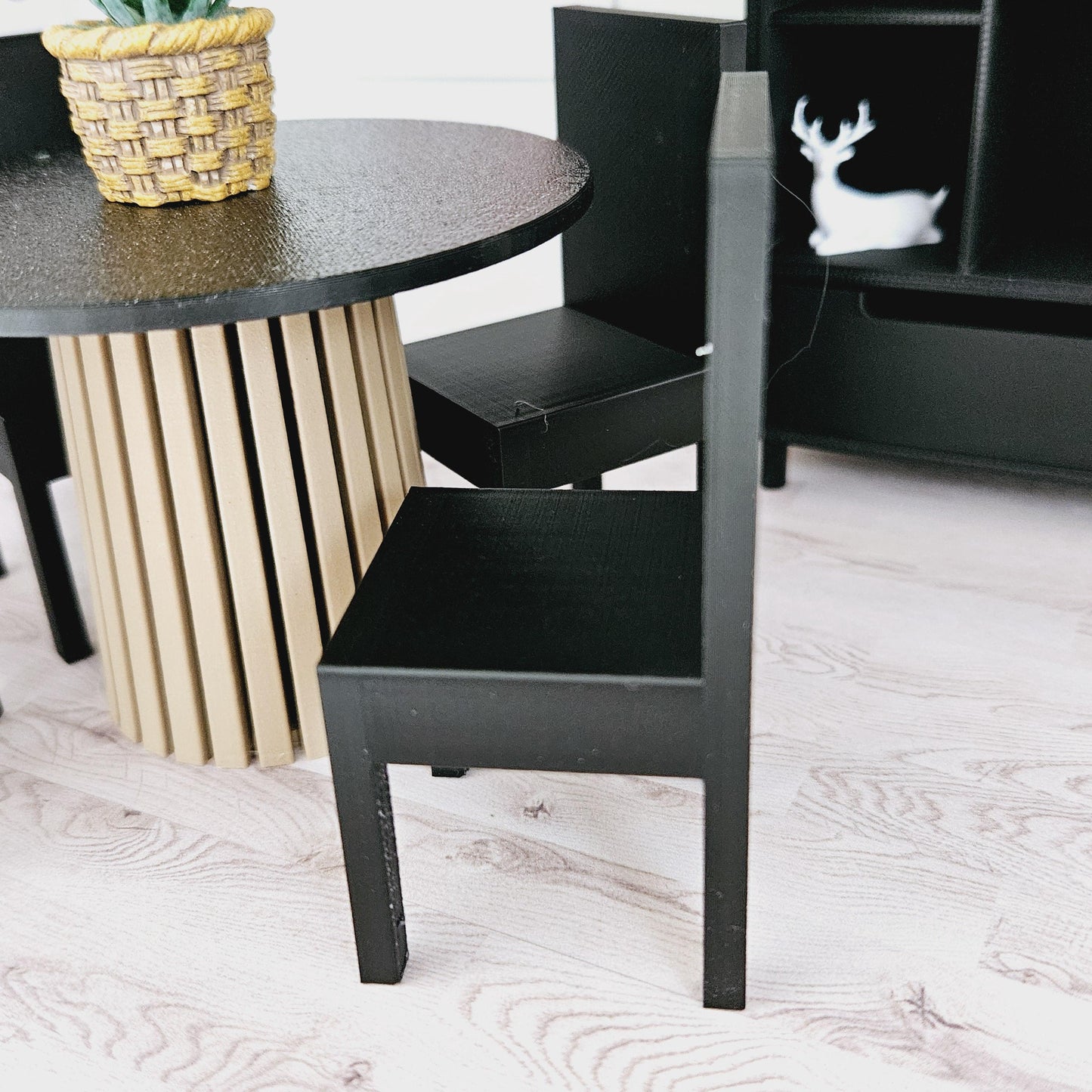 Dolls House  Modern Kitchen / Dining  1x Chair, Miniature Furniture, Dollhouse Accessories, Choice of Colours