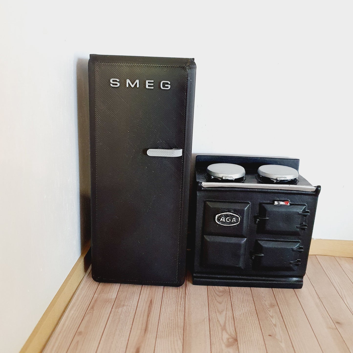 Dolls House Modern Kitchen Black SMEG Fridge,  1:12th Scale, Miniature fridge (K-FR-8)