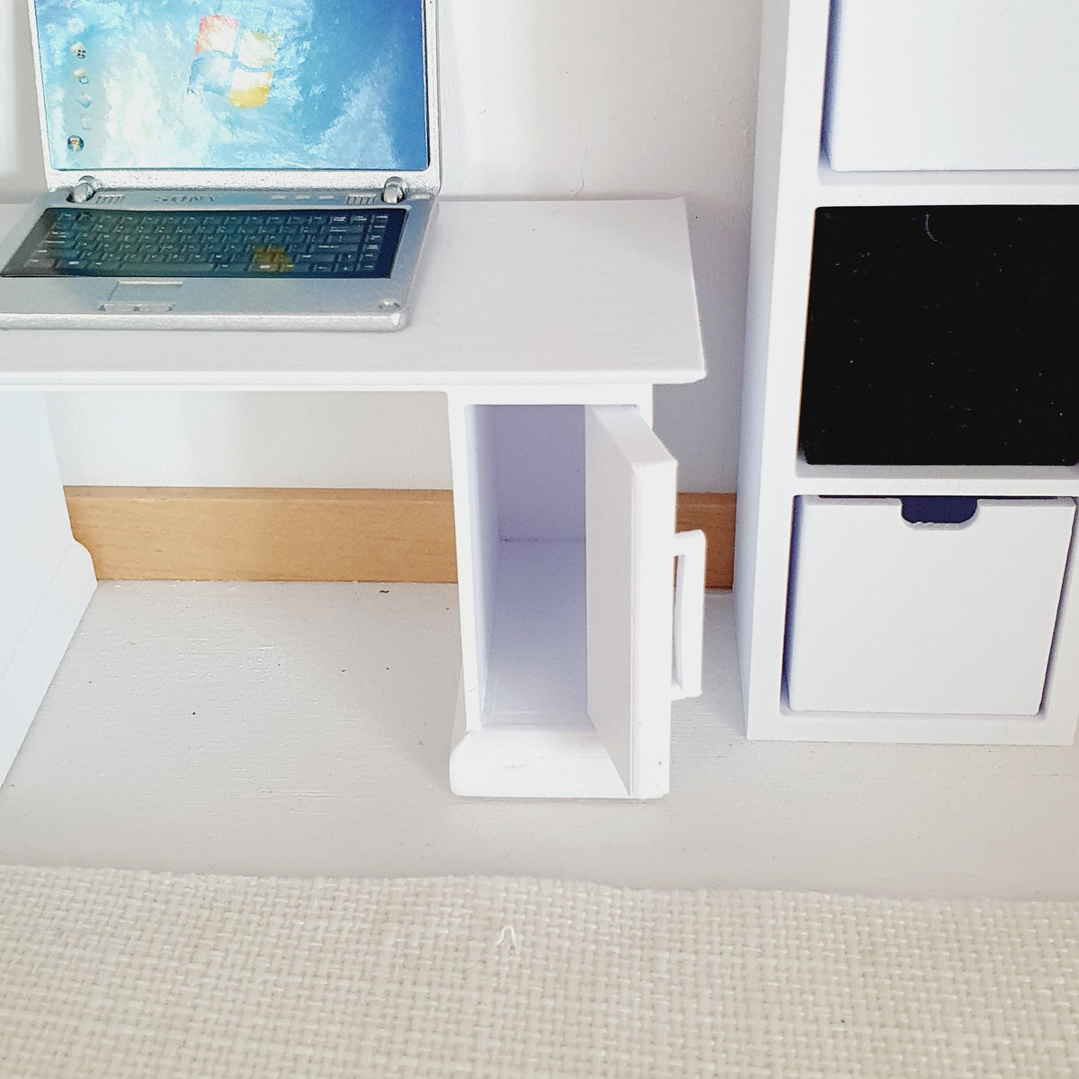 Dolls House Desk, Miniature Study Desk, Dollhouse Furniture, Mini Desk Décor, Dollhouse Accessory, 12th Scale Desk