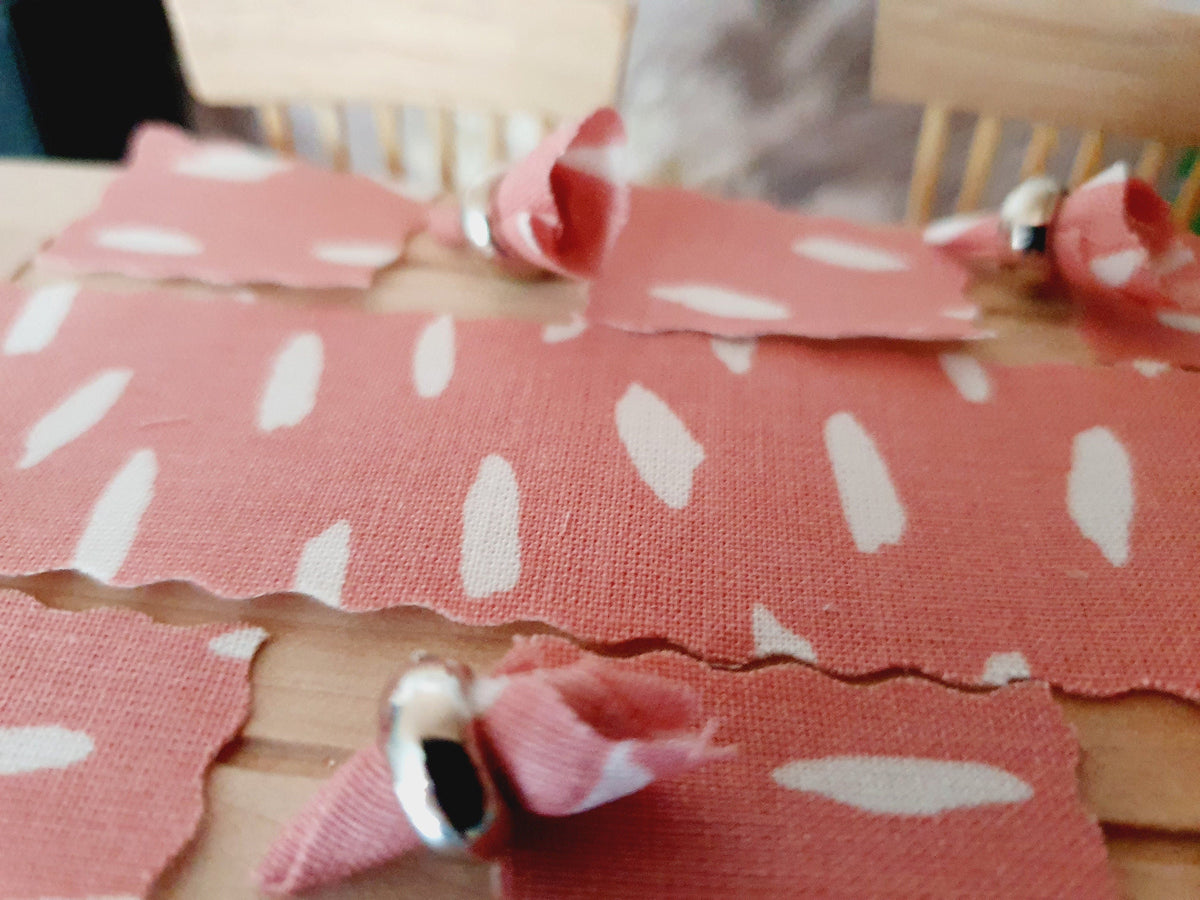 Dolls House Dark Pink Table Place Setting Set, Table Runner, Place Mats & Napkins, Set of 6, Miniature Table Place, 1:12