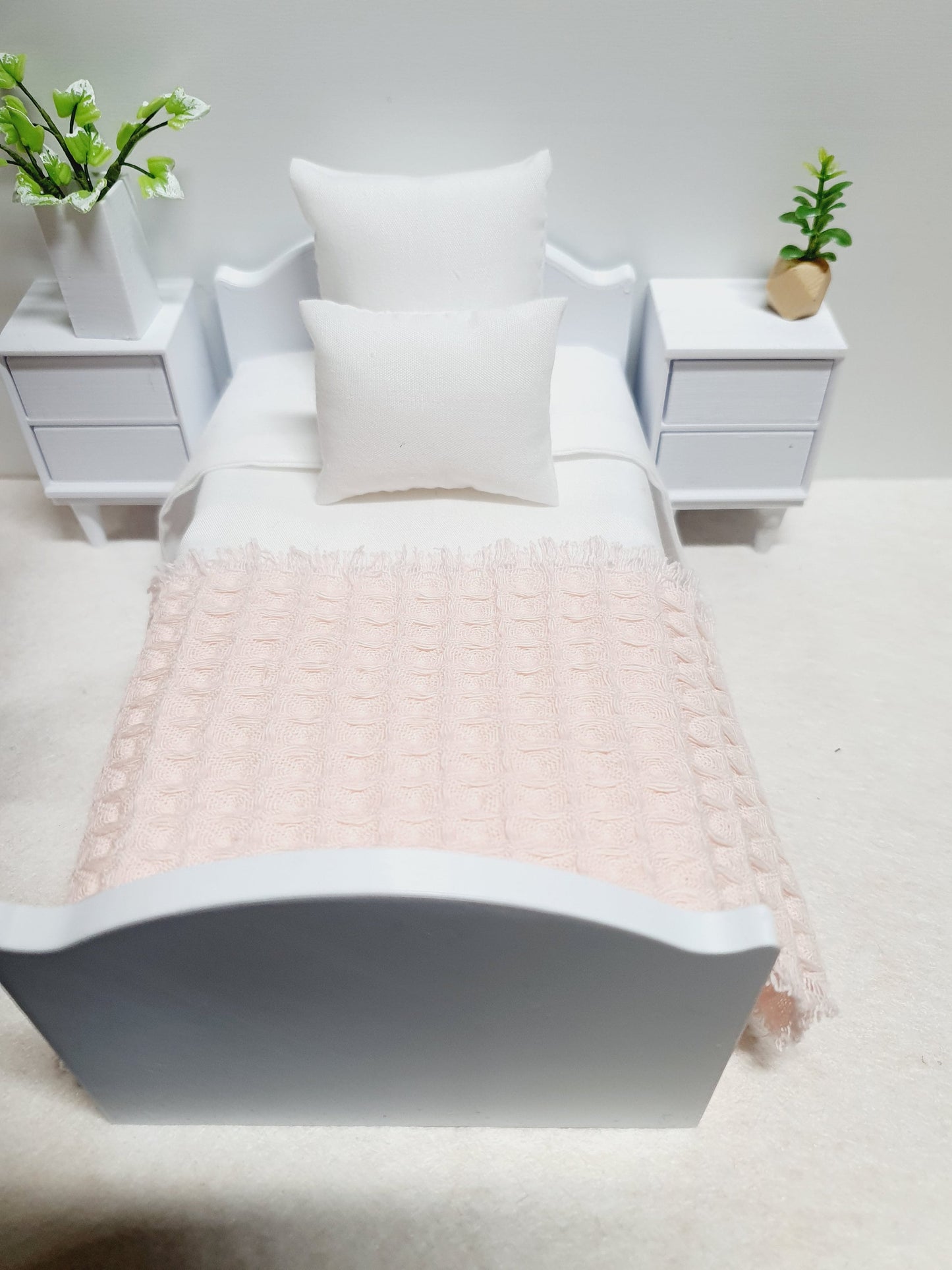 Dolls House Pretty Single Waffle Throw, choice of colours, Single, 12th scale, miniature