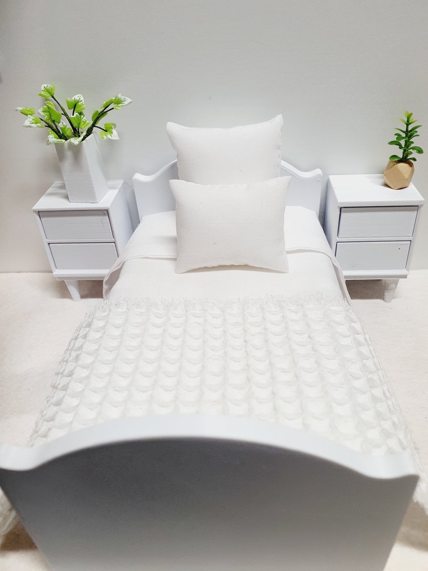 Dolls House Pretty Single Waffle Throw, choice of colours, Single, 12th scale, miniature