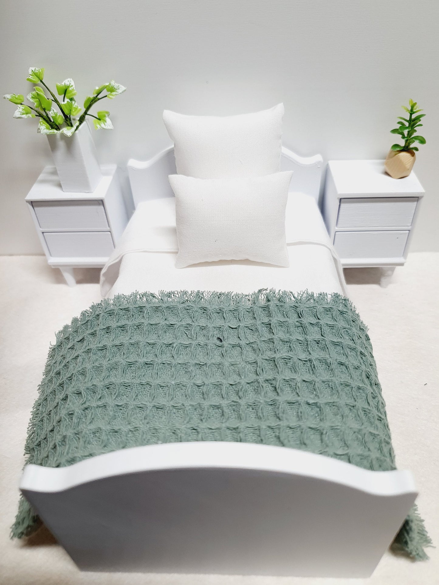 Dolls House Pretty Single Waffle Throw, choice of colours, Single, 12th scale, miniature