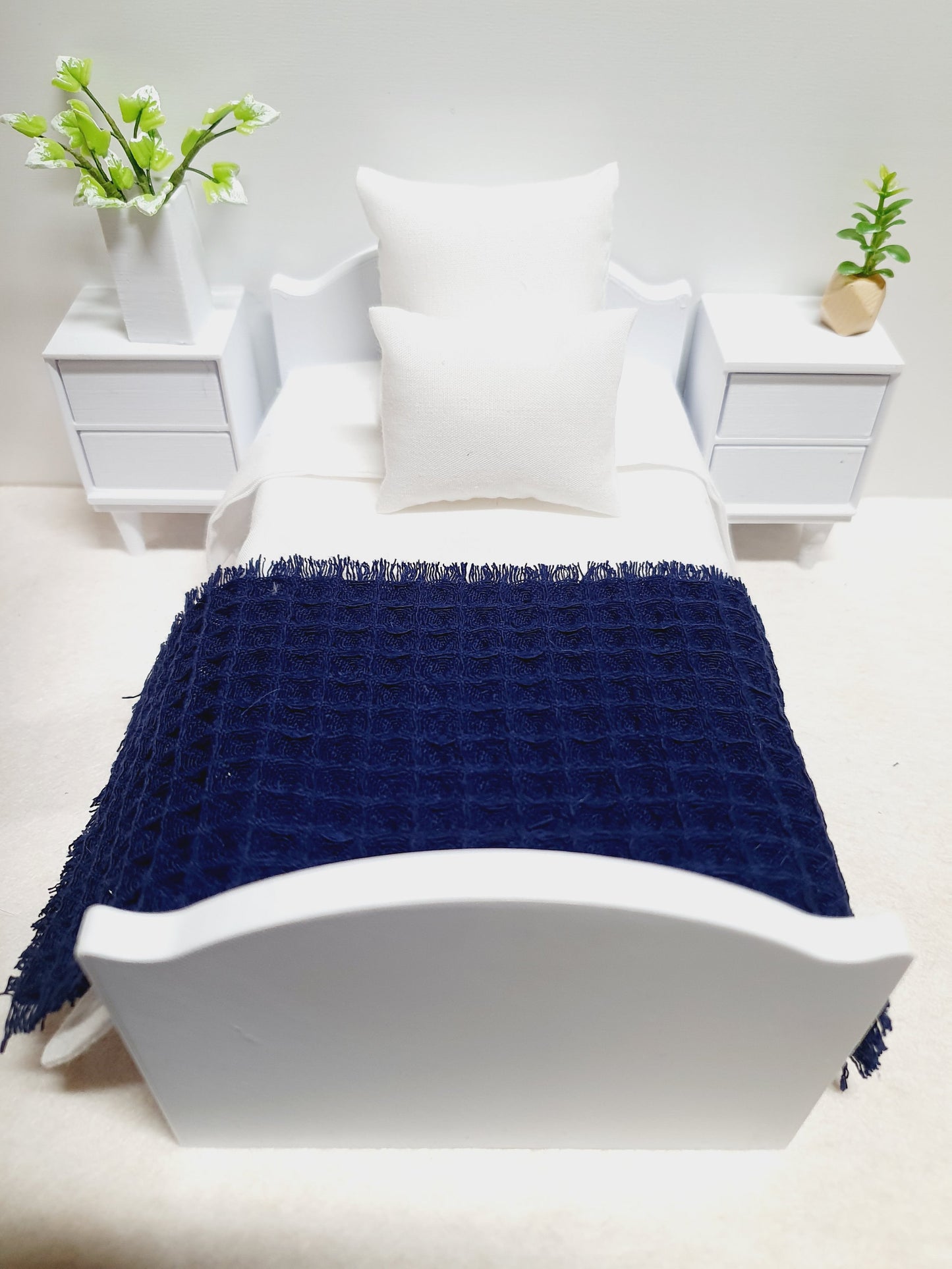 Dolls House Pretty Single Waffle Throw, choice of colours, Single, 12th scale, miniature