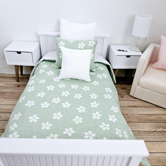 SALE!! Dolls house Green Daisy Single 12th Scale Bedding Set, Doll House Girls Room Bedding