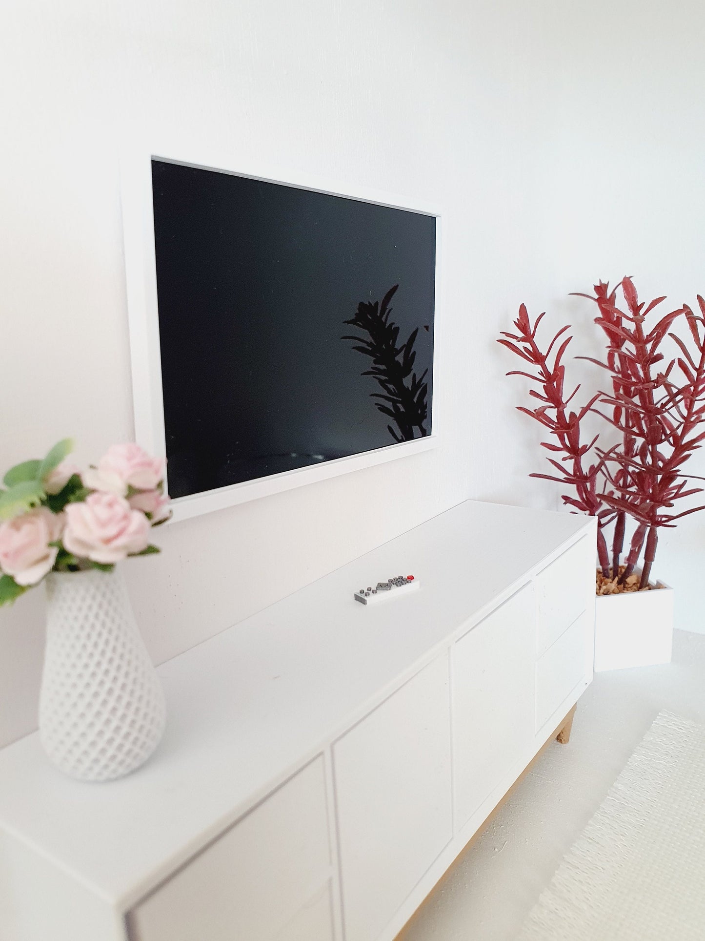 Dolls House Modern Flatscreen Television with Articulating Wall Mount that you can move, with remote control, Miniature TV (TVWM)