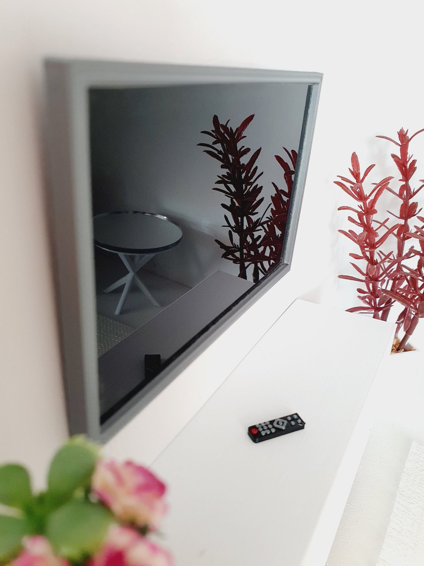 Dolls House Modern Flatscreen Television with Articulating Wall Mount that you can move, with remote control, Miniature TV (TVWM)