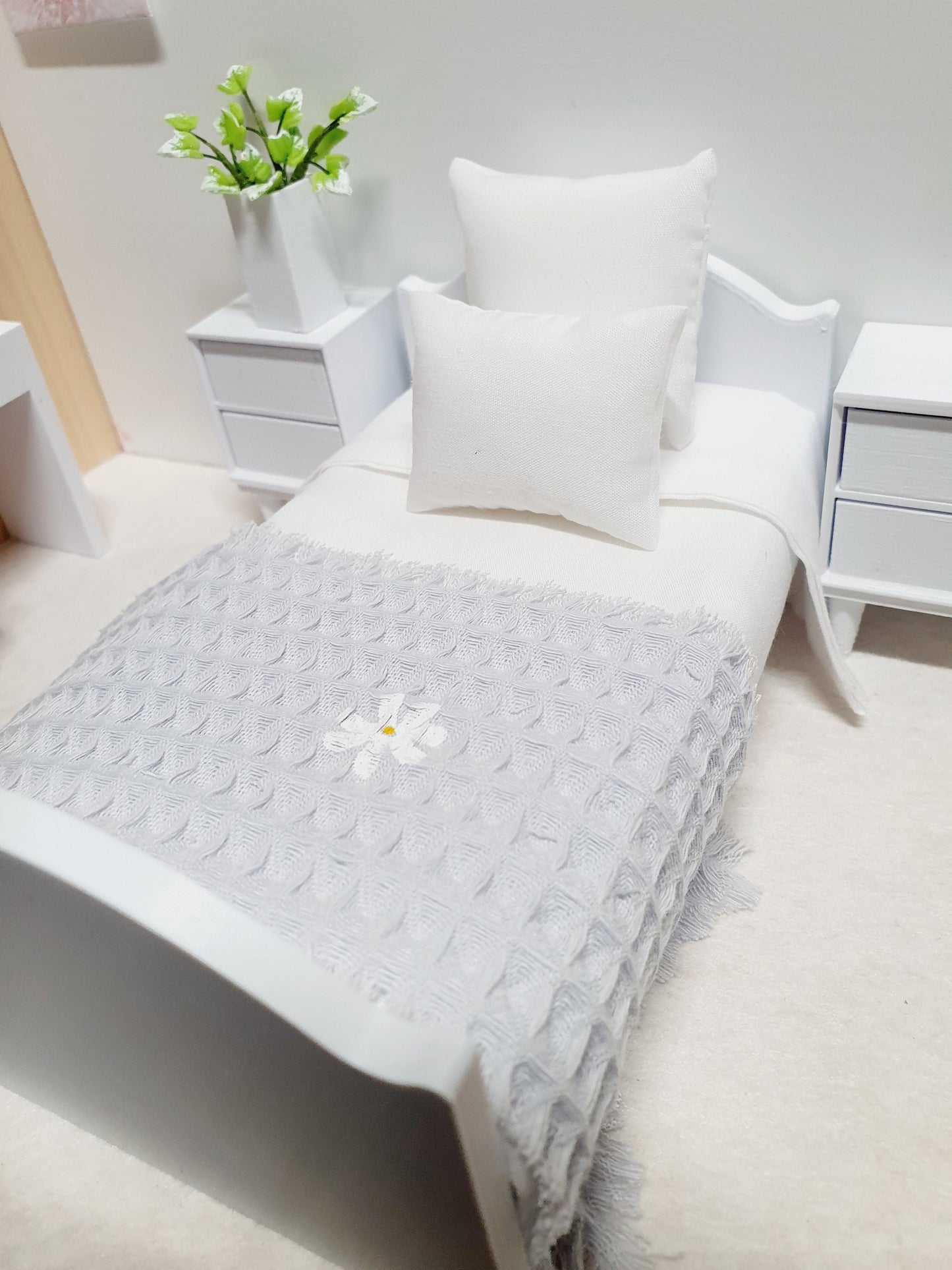 Dolls House Single Daisy Waffle Throw, choice of colours, Single, 12th scale, miniature