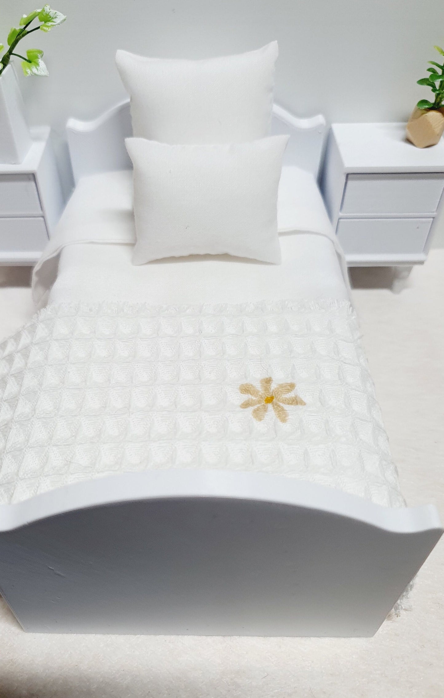 Dolls House Single Daisy Waffle Throw, choice of colours, Single, 12th scale, miniature