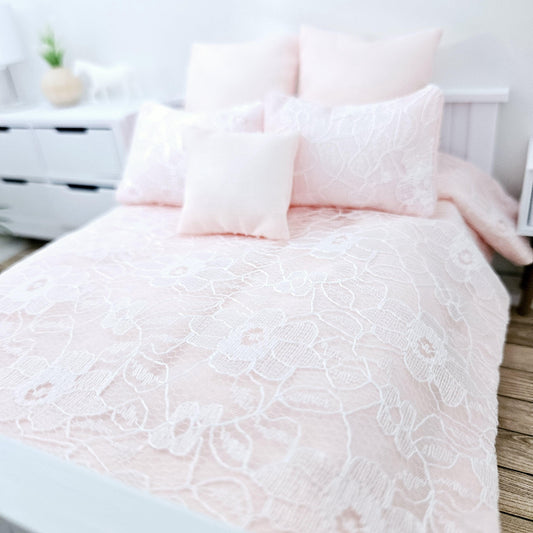Dolls house 6 piece set, Pretty Pale Pink lace double bedding set, 12th scale, miniature bedding