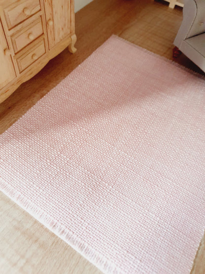 Plain Rug – Colour Choice – alternate view 2 | 1:12 scale dolls house miniature