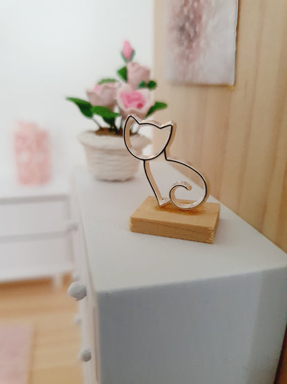 Cat Ornament on Wooden Stand – alternate view 3 | 1:12 scale dolls house miniature