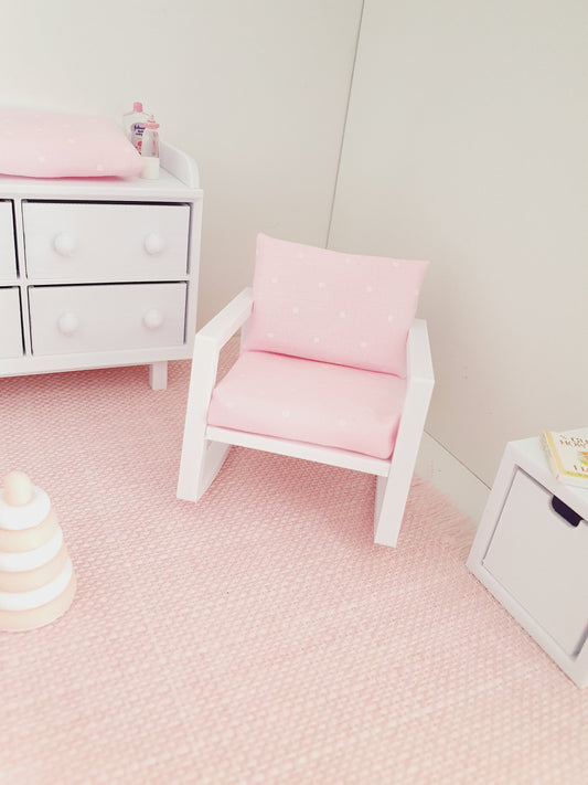Rocking Nursery Chair – alternate view 2 | 1:12 scale dolls house miniature