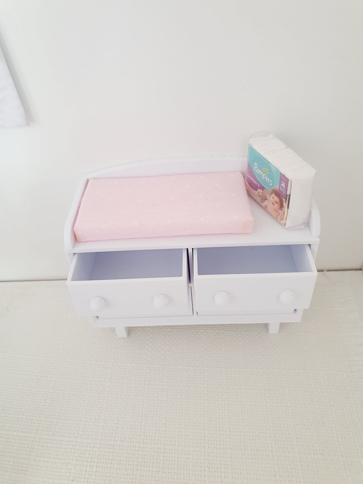 Baby Changing Table – alternate view 4 | 1:12 scale dolls house miniature