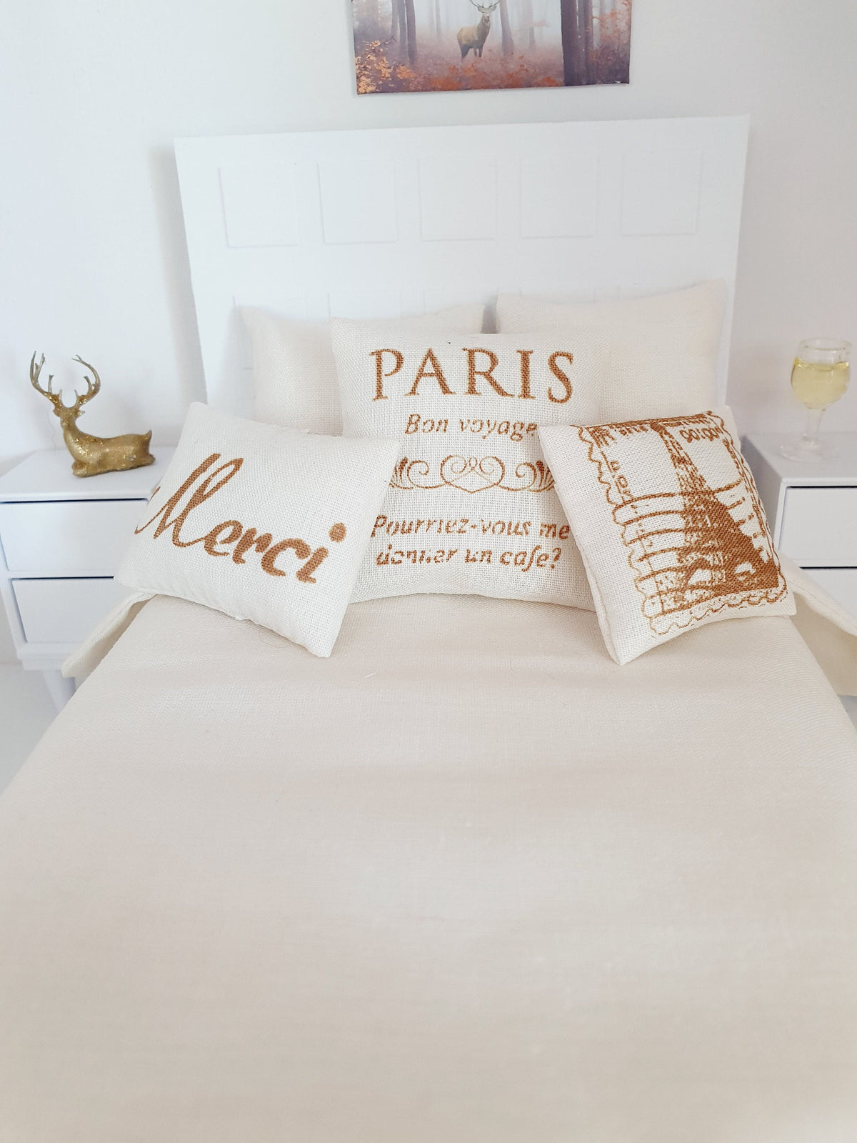 Paris Cushion | 1:12 scale dolls house miniature
