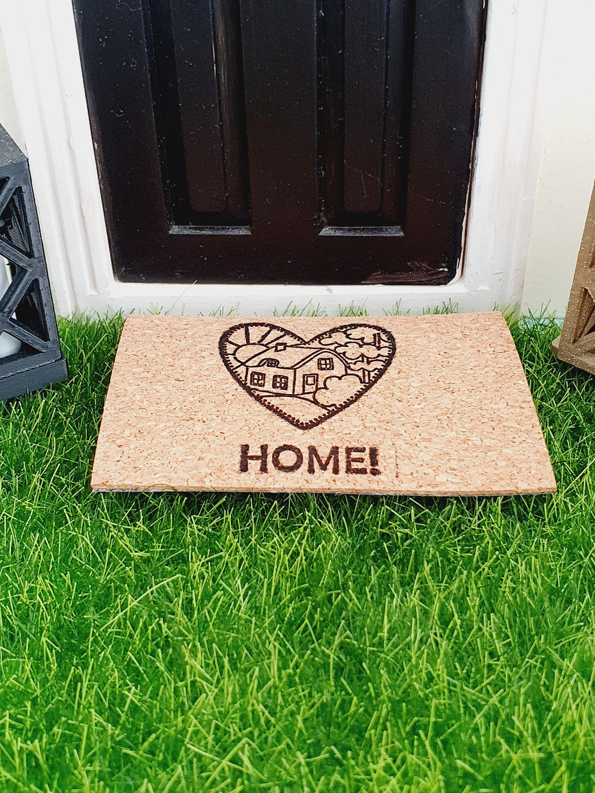 Cork Doormat – alternate view 5 | 1:12 scale dolls house miniature