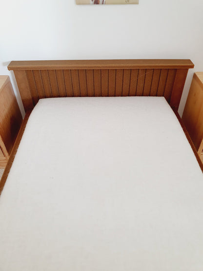 Dark Wood Effect Double Bed – alternate view 5 | 1:12 scale dolls house miniature