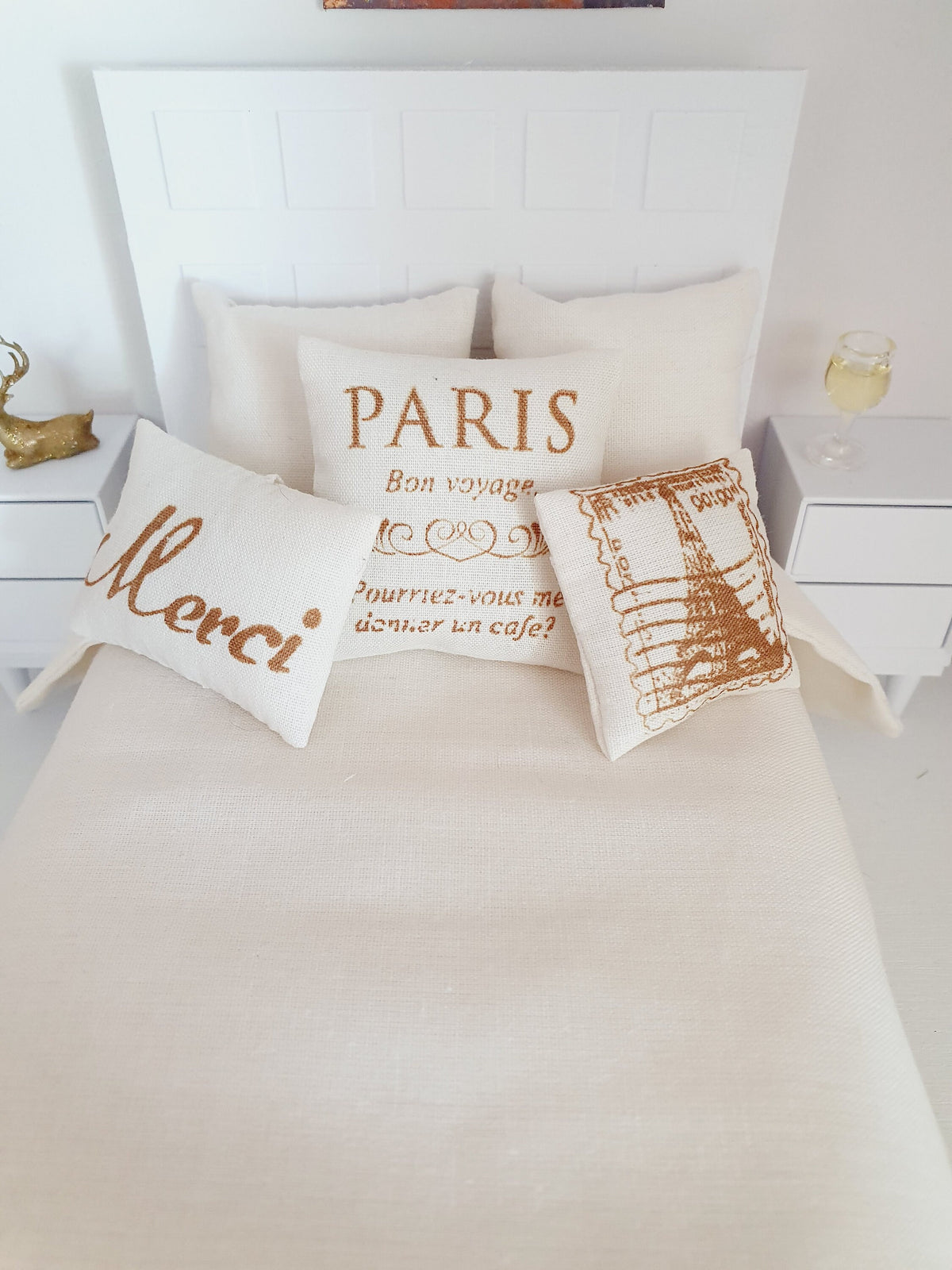 Paris Cushion – alternate view 4 | 1:12 scale dolls house miniature