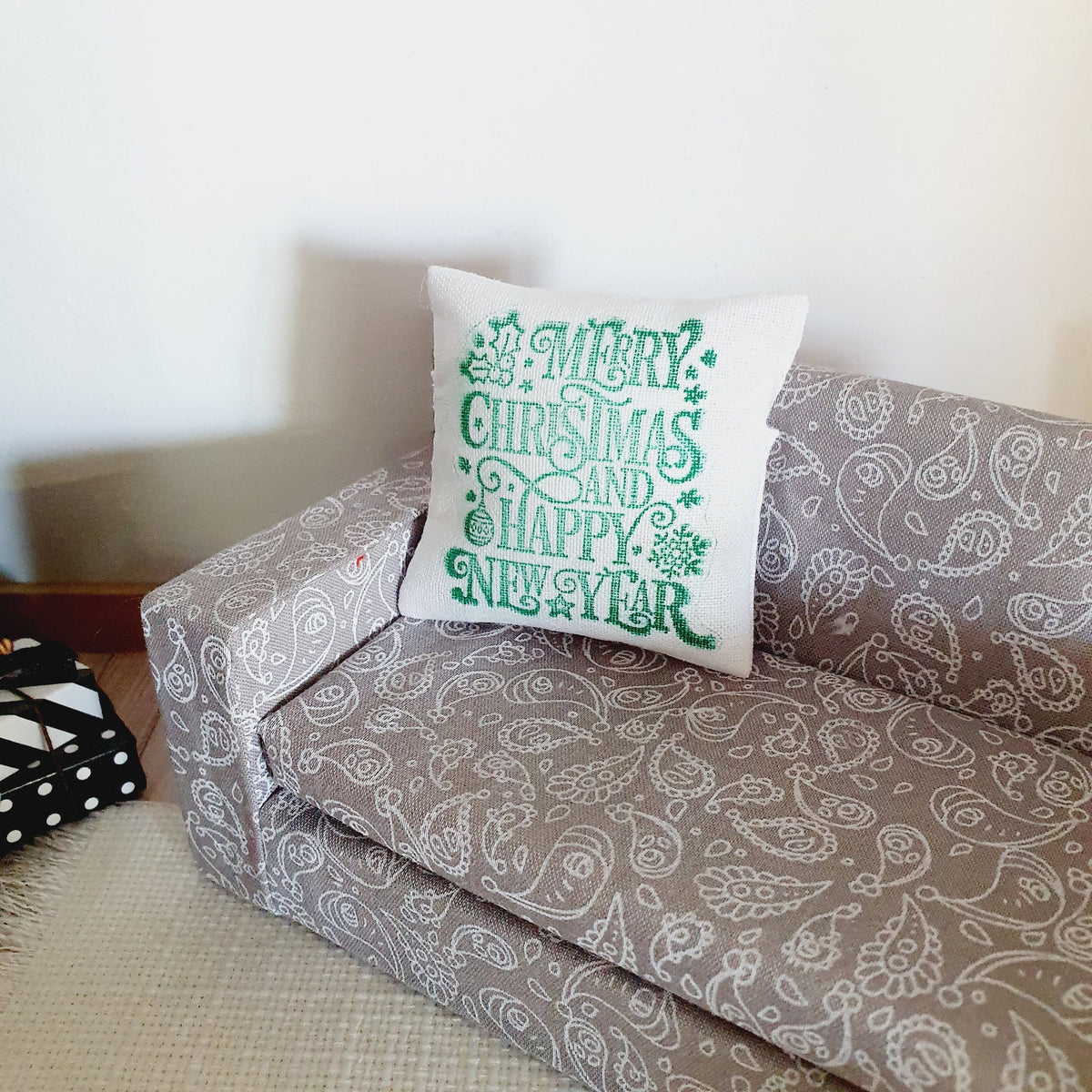Green Merry Christmas Cushion – alternate view 2 | 1:12 scale dolls house miniature