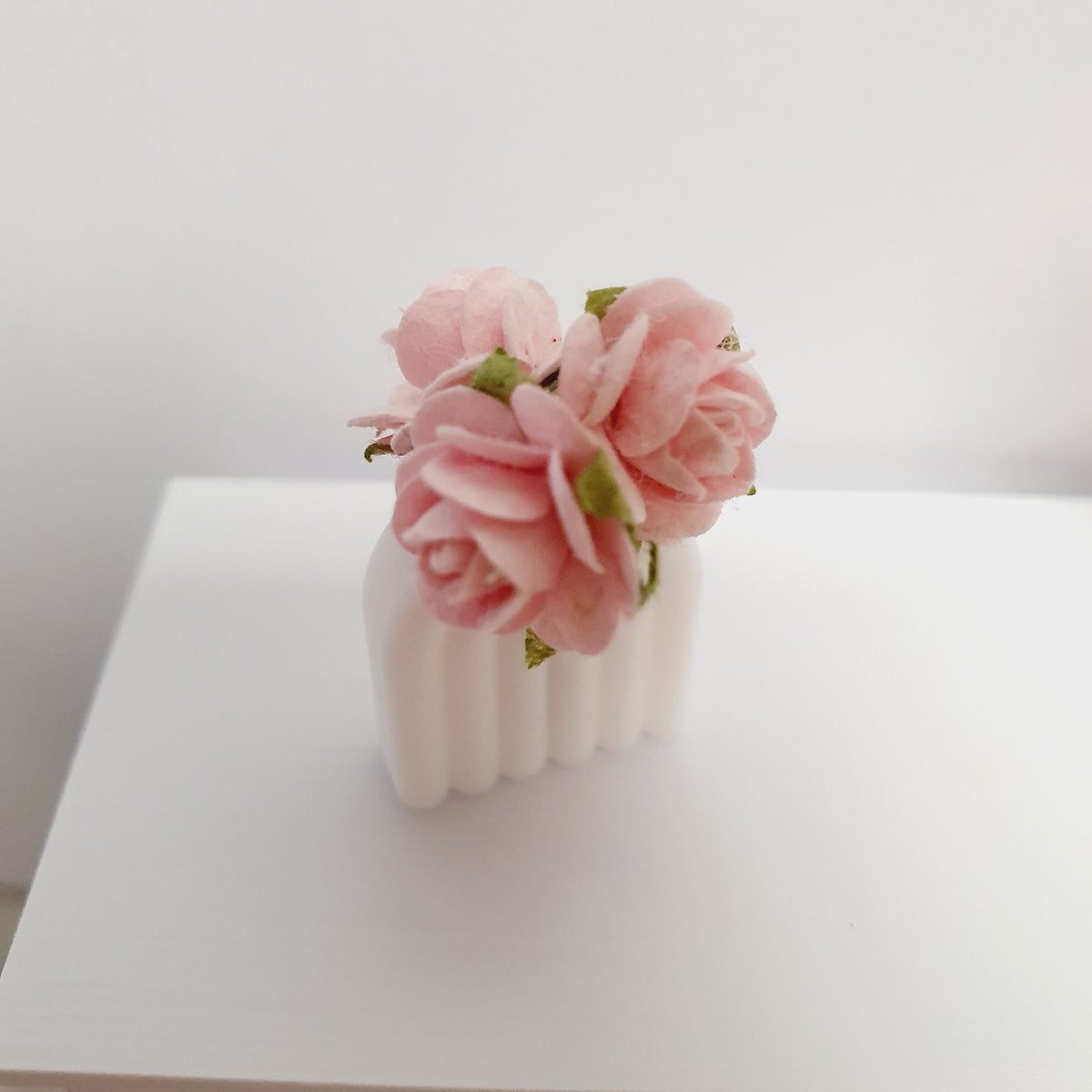 Rainbow Plant Pot with Roses – alternate view 3 | 1:12 scale dolls house miniature