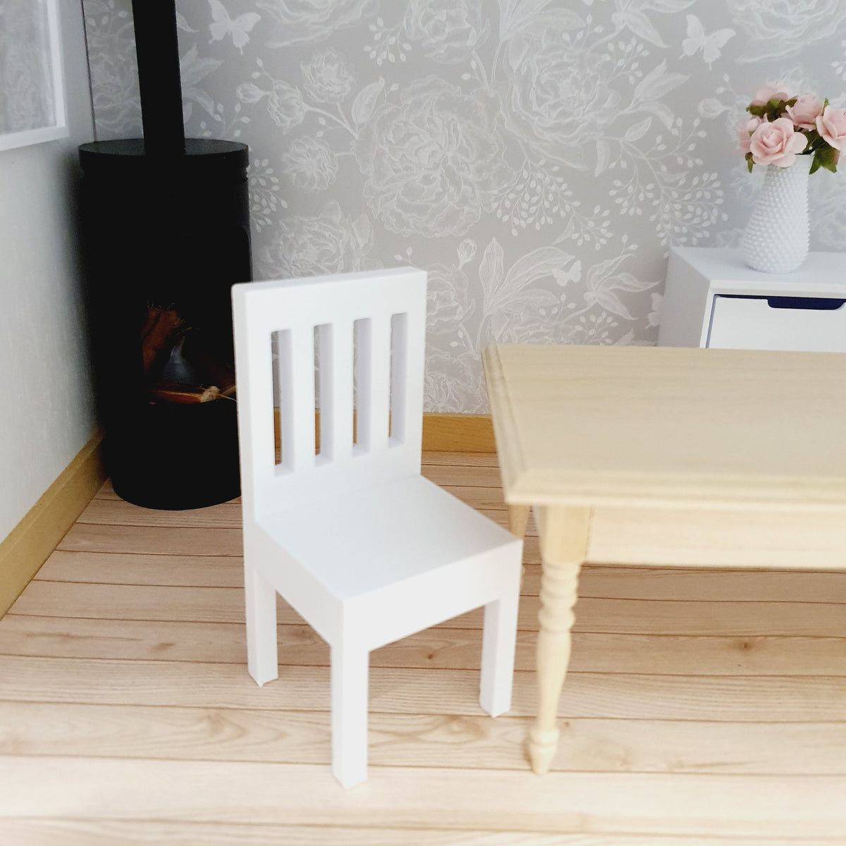 Dining Chairs – Set of 4 – alternate view 2 | 1:12 scale dolls house miniature