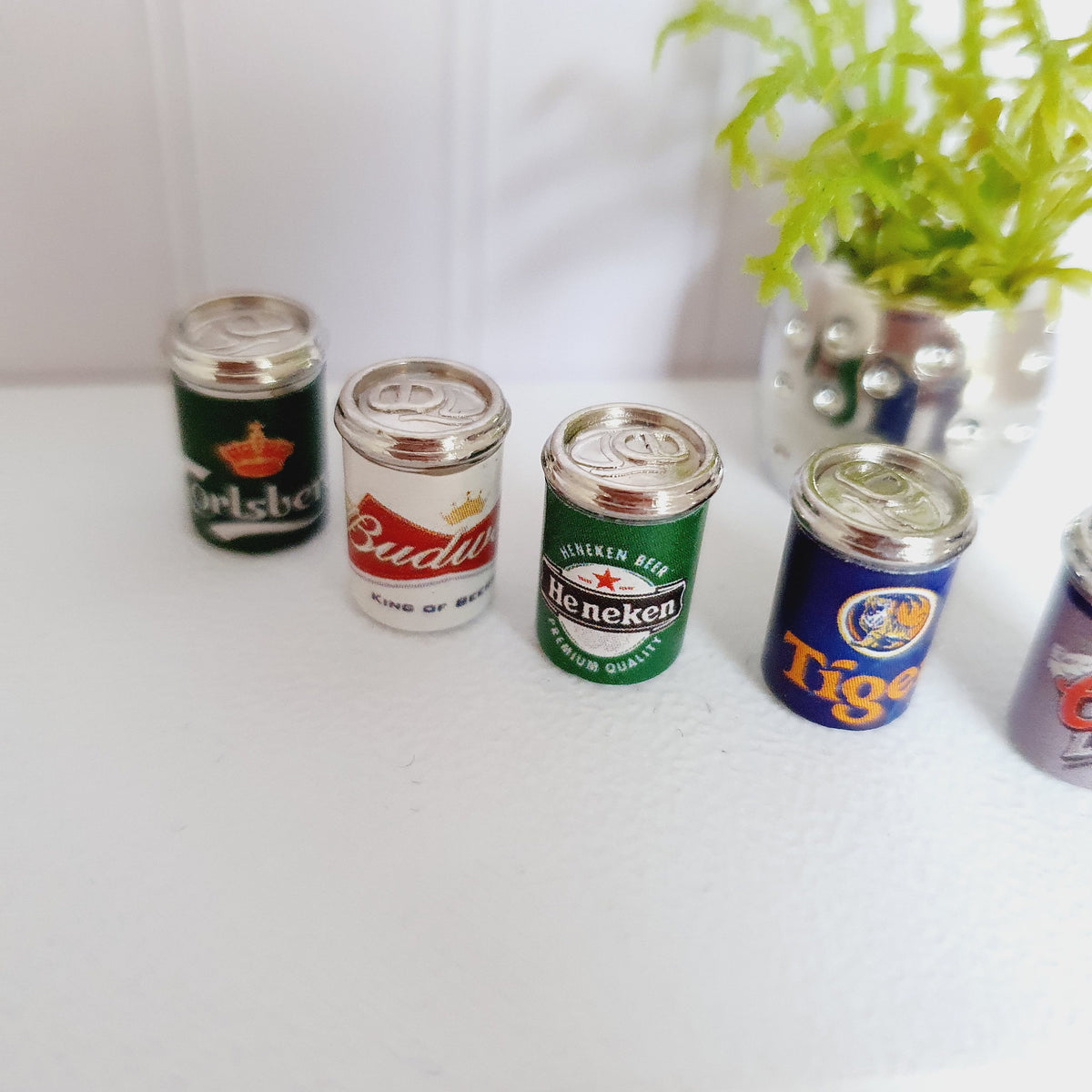 Beer Cans – Set of 5 – alternate view 3 | 1:12 scale dolls house miniature