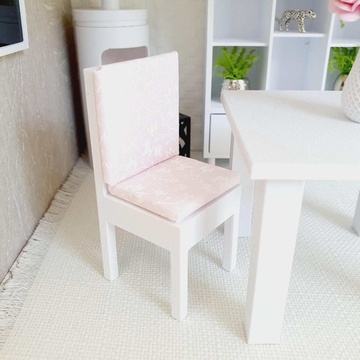 Modern Floral Dining Chair – alternate view 3 | 1:12 scale dolls house miniature