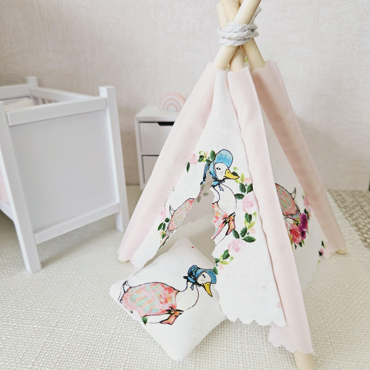 Jemima Puddle-Duck Teepee | 1:12 scale dolls house miniature
